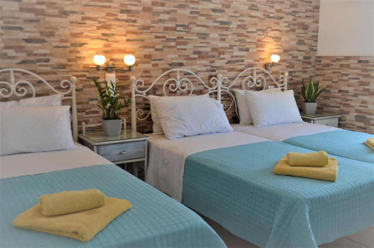 Hotel Kastro Skiathos Town Exterior photo