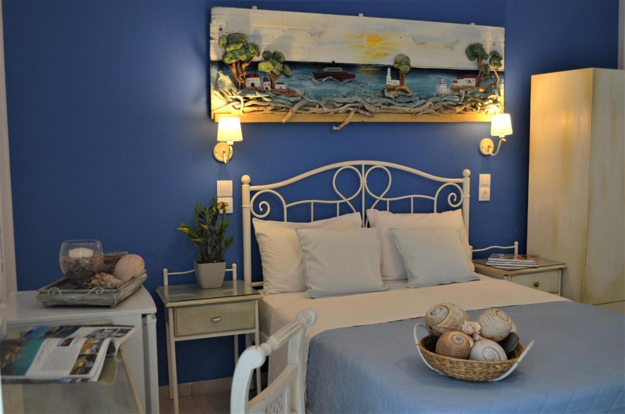 Hotel Kastro Skiathos Town Exterior photo