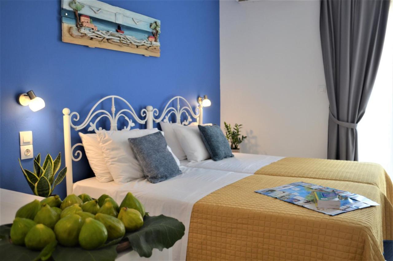 Hotel Kastro Skiathos Town Exterior photo