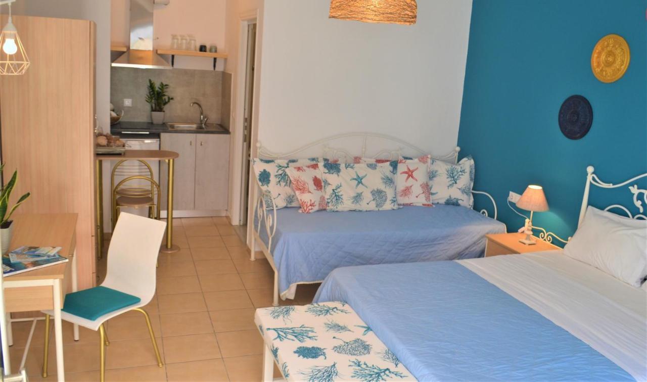 Hotel Kastro Skiathos Town Exterior photo