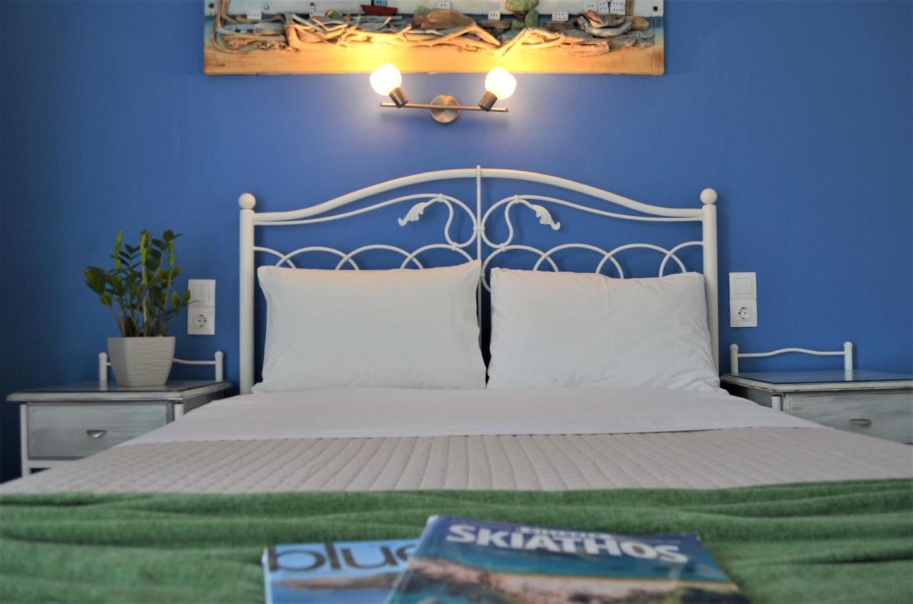 Hotel Kastro Skiathos Town Exterior photo