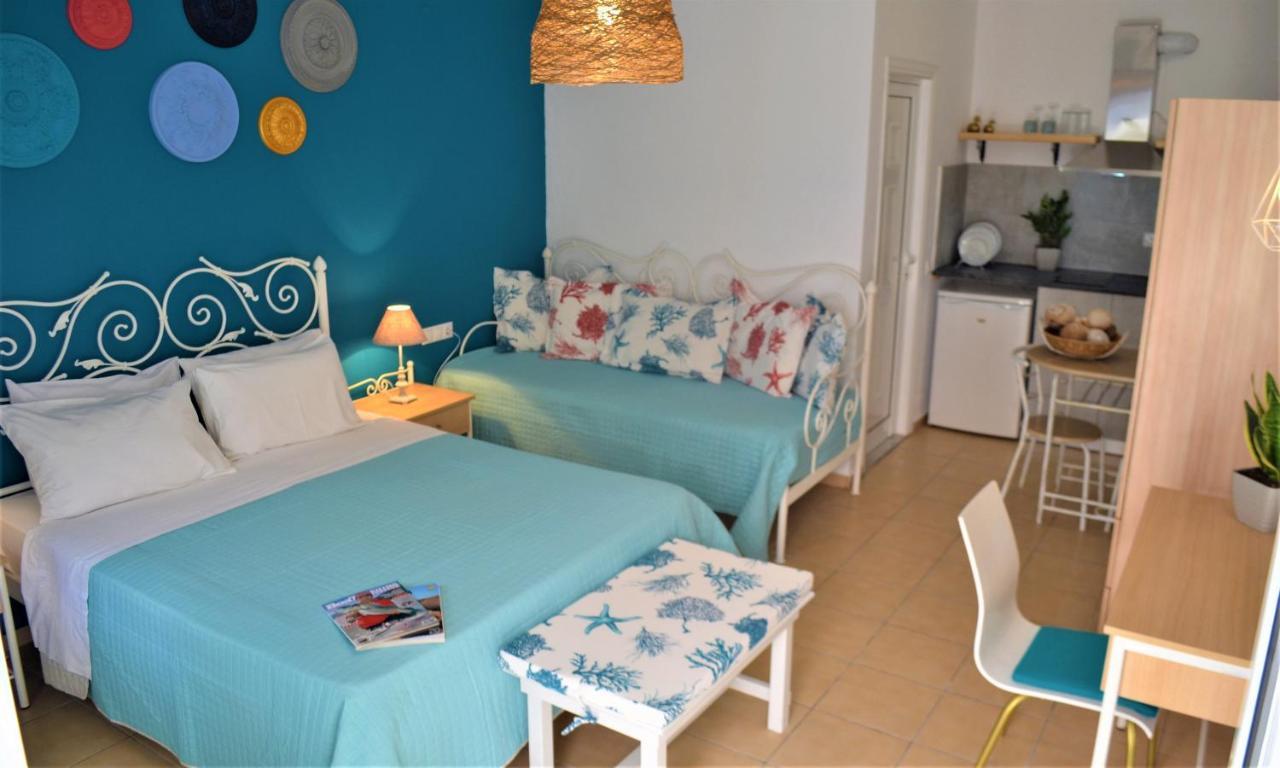 Hotel Kastro Skiathos Town Exterior photo