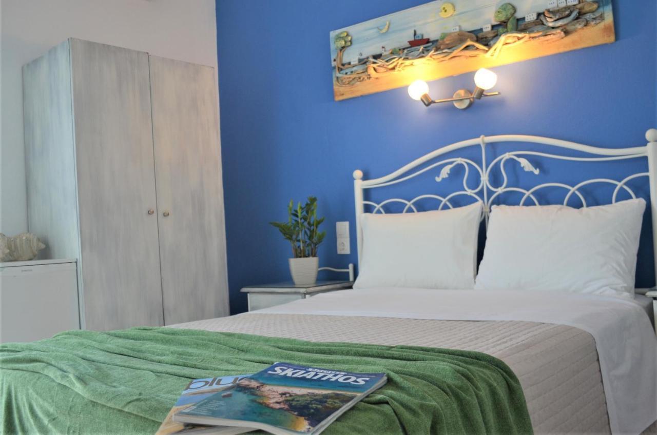 Hotel Kastro Skiathos Town Exterior photo
