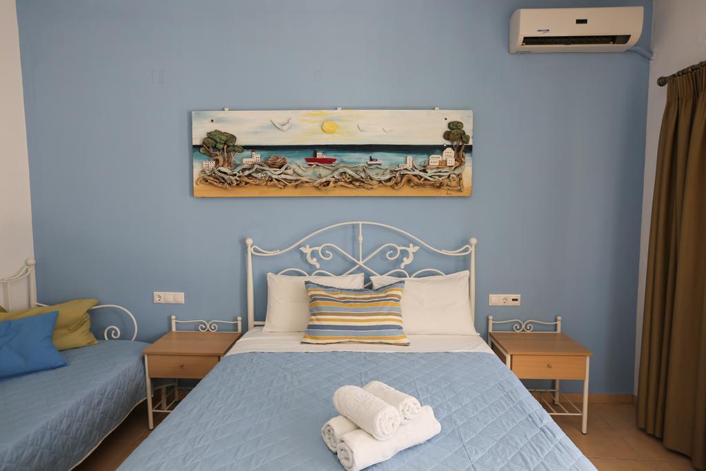 Hotel Kastro Skiathos Town Exterior photo