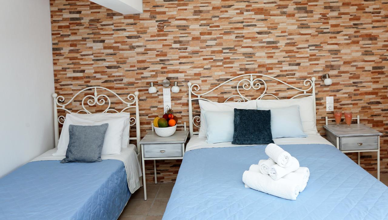 Hotel Kastro Skiathos Town Exterior photo